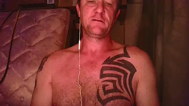 Snapshot of Yournaughty chatting on May 18, 5:02 am Yournaughty online show from May 18, 5:02 am