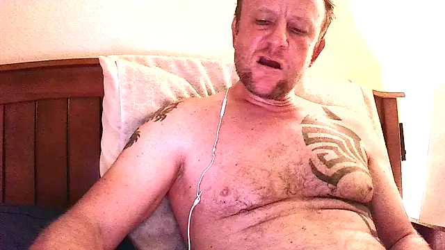Snapshot of Yournaughty chatting on June 14, 4:36 am Yournaughty online show from June 14, 4:36 am
