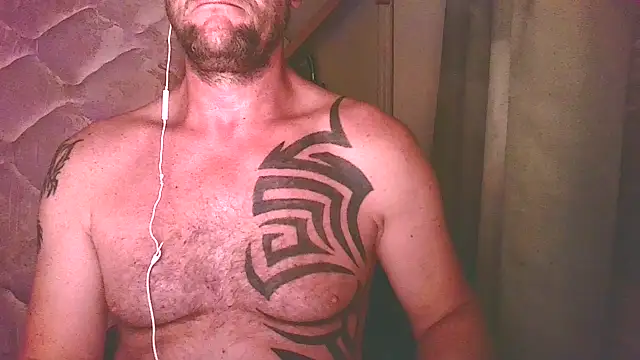 Snapshot of Yournaughty chatting on July 8, 7:46 am Yournaughty online show from July 8, 7:46 am