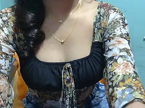 lovely soniya online show from November 19, 5:18 am