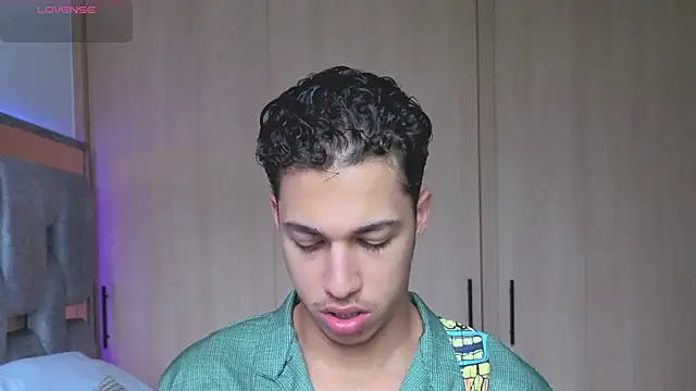 orionblaze69  online show from November 19, 8:42 pm