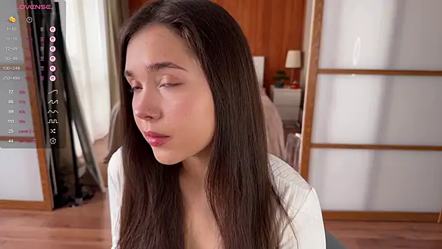 PlumyBun online show from October 6, 4:21 am