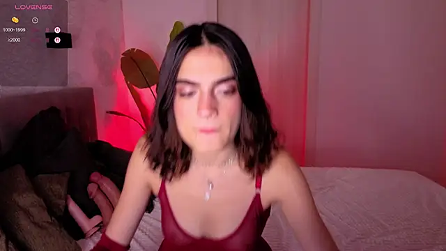 Snapshot of NIghtFloat chatting on September 28, 10:37 pm NIghtFloat online show from September 28, 10:37 pm