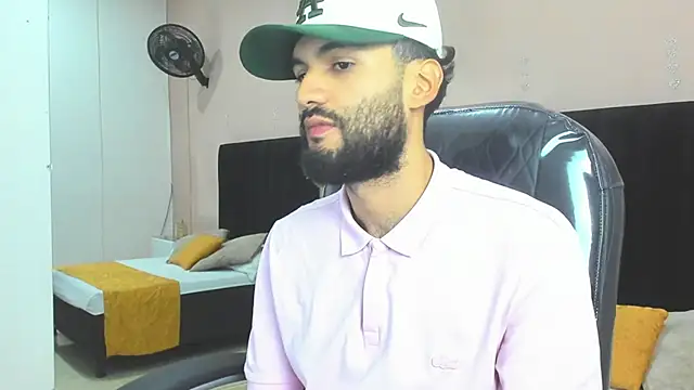 Ryan Jackson  online show from November 12, 5:52 am