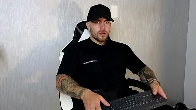 Ades Lowe online show from September 22, 11:56 am