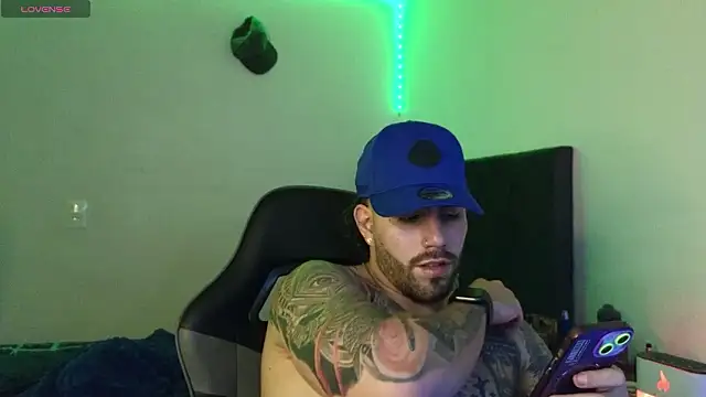 Ades Lowe online show from February 18, 6:31 am