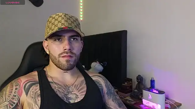 Ades Lowe online show from February 27, 5:18 am