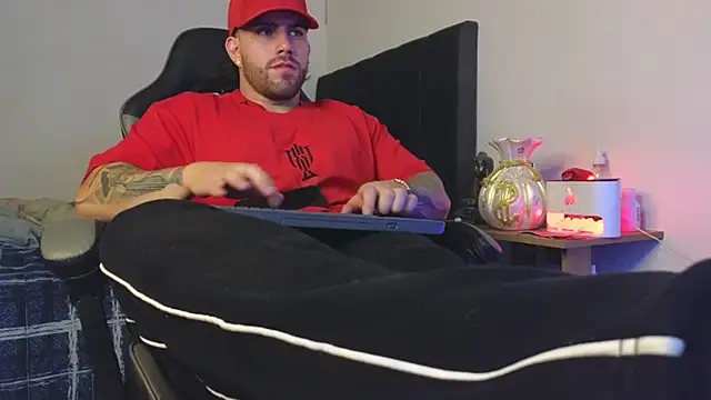 Ades Lowe online show from April 20, 7:55 am