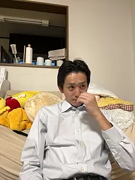 Snapshot of yuma0815 chatting on September 13, 9:09 am yuma0815 online show from September 13, 9:09 am