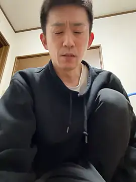 Snapshot of yuma0815 chatting on February 26, 1:21 pm yuma0815 online show from February 26, 1:21 pm