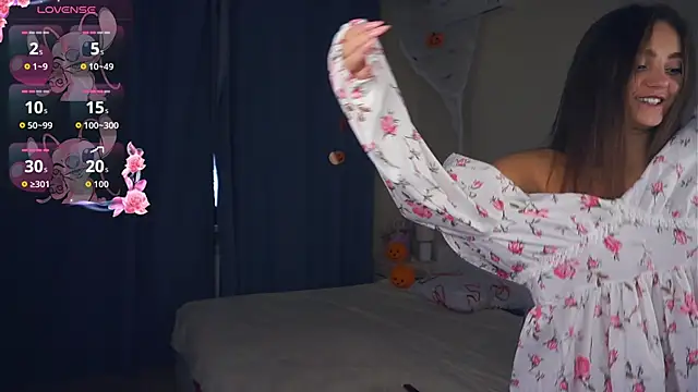 LoraDavi online show from November 7, 7:08 am