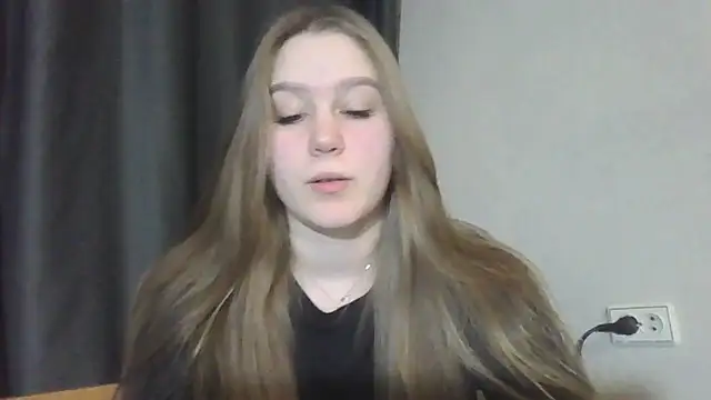 yourhoney Lola  online show from November 28, 4:20 pm