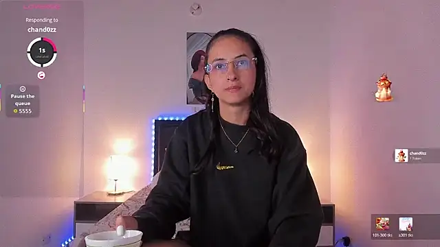 Snapshot of _alana_grey_ chatting on February 2, 12:48 pm alana grey online show from February 2, 12:48 pm