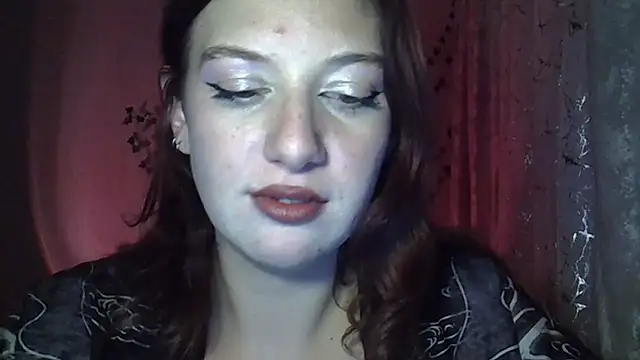 Lily Ember online show from October 19, 7:14 pm