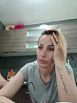 Aly-john1985 online show from October 23, 6:34 am