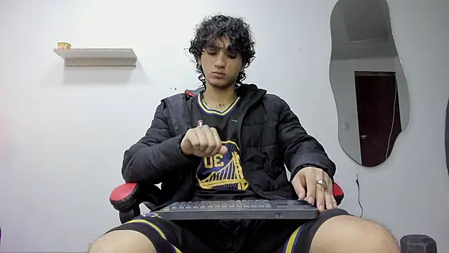 JackesTaylor online show from October 19, 4:57 am