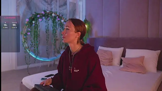 Snapshot of Serena_Waldarf chatting on November 16, 4:56 pm Serena Waldarf online show from November 16, 4:56 pm