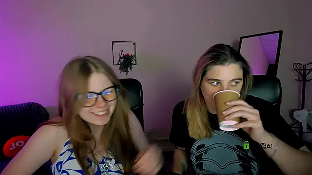 foxy tease  online show from September 24, 10:24 pm