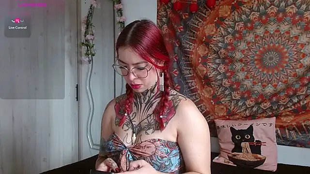 aphroditebloom online show from January 10, 4:20 pm