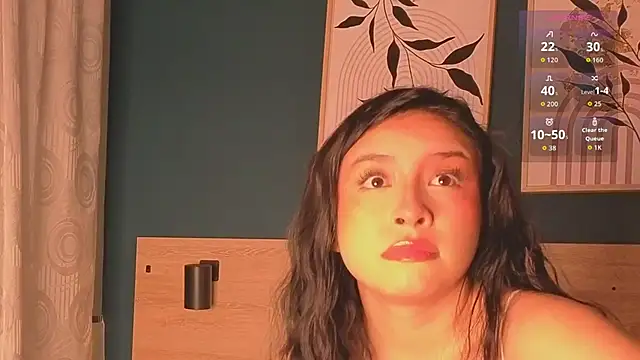 SarahMiler  online show from September 10, 11:43 am