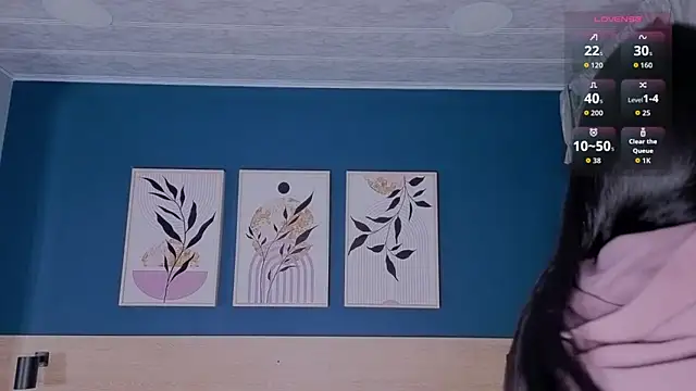 SarahMiler  online show from September 13, 11:54 am