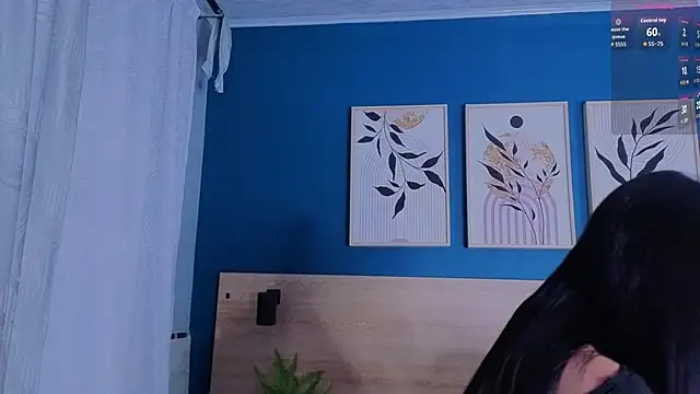 SarahMiler  online show from September 19, 11:44 am