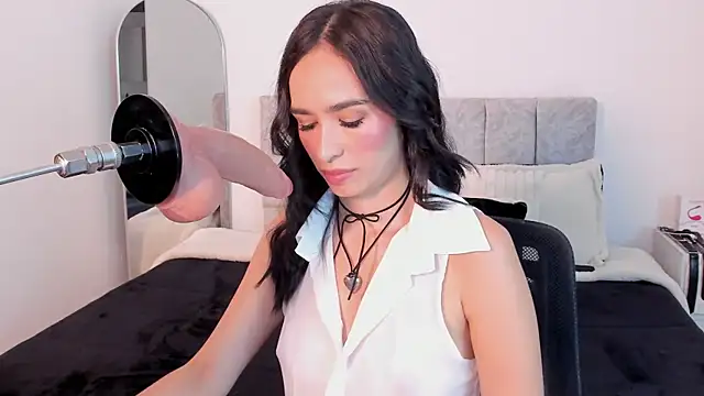 Taylormaxwell online show from October 6, 10:07 pm