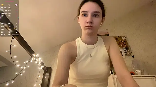 Snapshot of DanaCore chatting on September 18, 5:37 pm DanaCore online show from September 18, 5:37 pm