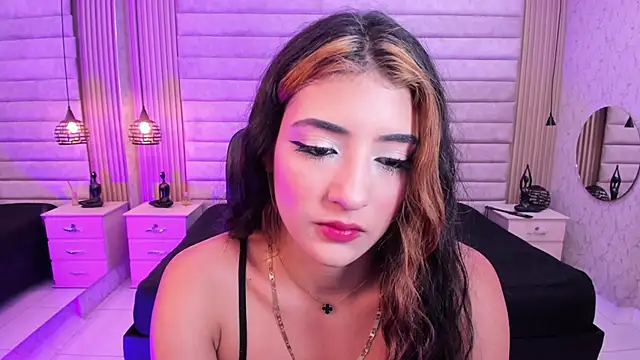 VictoriaaBlair online show from May 16, 7:34 pm