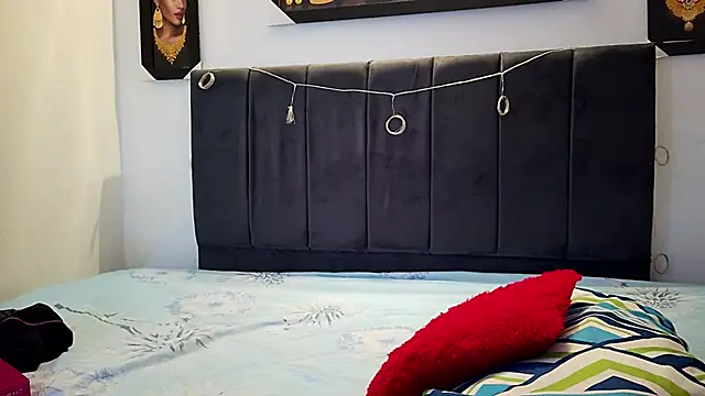 Snapshot of cieloDal chatting on February 21, 6:03 am cieloDal online show from February 21, 6:03 am