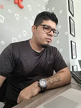 Snapshot of Christixn_669 chatting on July 23, 7:45 pm Christixn 669 online show from July 23, 7:45 pm