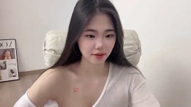 suki-1 online show from March 7, 9:28 am