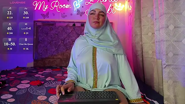 Dana-Alabi online show from March 17, 1:36 pm