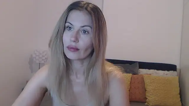 Snapshot of Lika_Soul chatting on July 11, 3:48 pm Lika Soul online show from July 11, 3:48 pm