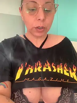 LupeLok online show from November 23, 8:08 pm