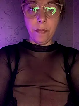 LupeLok online show from December 16, 11:32 pm