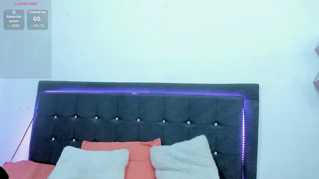 Angiehuston1 online show from February 10, 1:37 pm