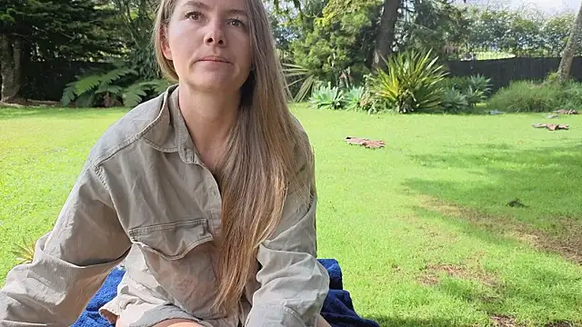 Angiehuston1 online show from March 21, 2:20 pm