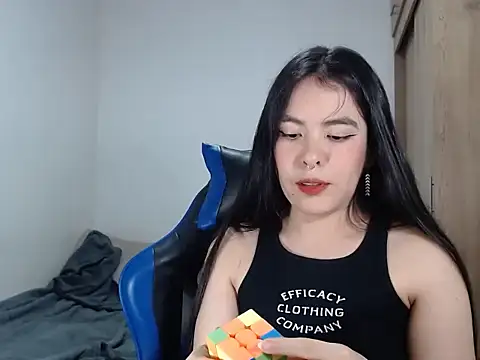 EloiseJun online show from January 16, 5:44 am