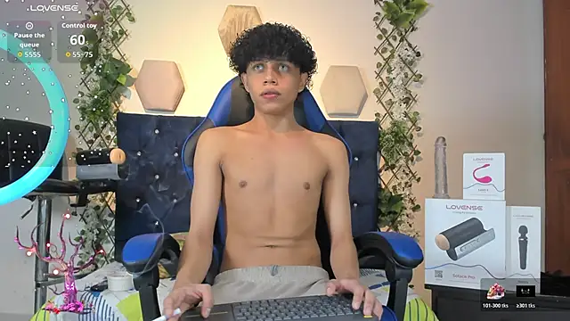  taylor black online show from November 13, 1:04 am