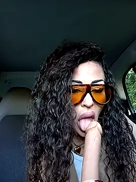 ASSERINAAA online show from October 28, 9:02 am