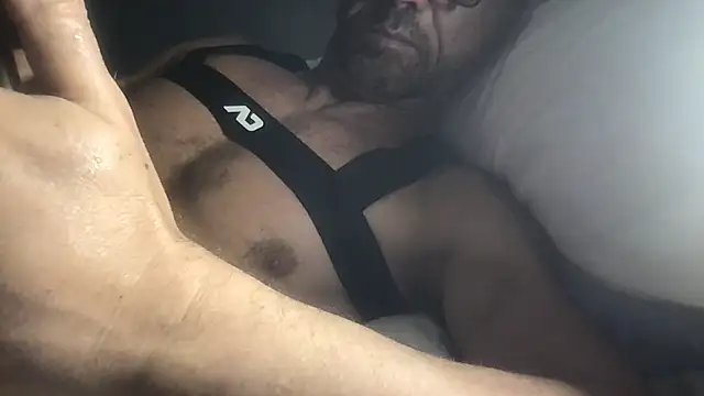 Snapshot of Zaak91190 chatting on October 20, 10:16 am Zaak91190 online show from October 20, 10:16 am