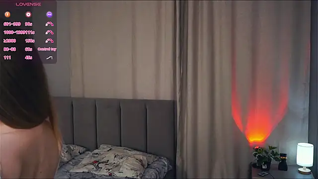 VeronaBench online show from December 1, 7:02 am