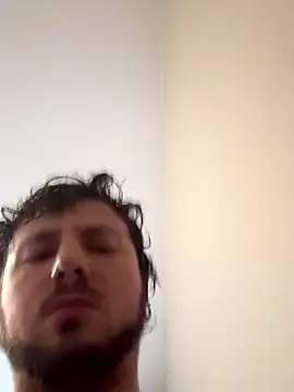 Snapshot of blueeyedman8 chatting on January 10, 9:30 pm blueeyedman8 online show from January 10, 9:30 pm