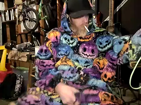 thejuicybacon online show from January 7, 8:50 am