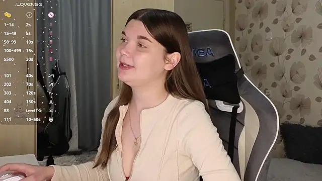  cute ice online show from April 14, 12:33 pm