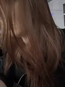 MichelleRoux online show from December 16, 11:15 am