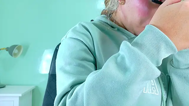 BelaMiller  online show from October 25, 11:51 am