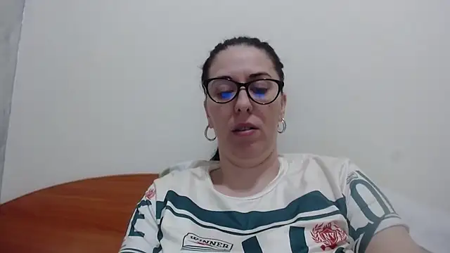 jollene online show from March 12, 3:29 pm