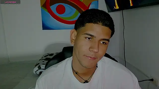 Snapshot of juanacock_1 chatting on March 16, 3:01 am juanacock 1 online show from March 16, 3:01 am